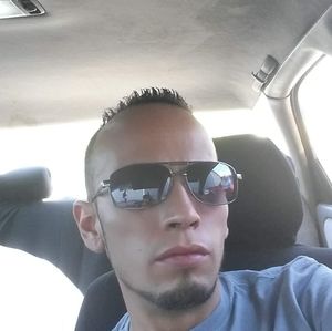 Meet your Posher, Javier